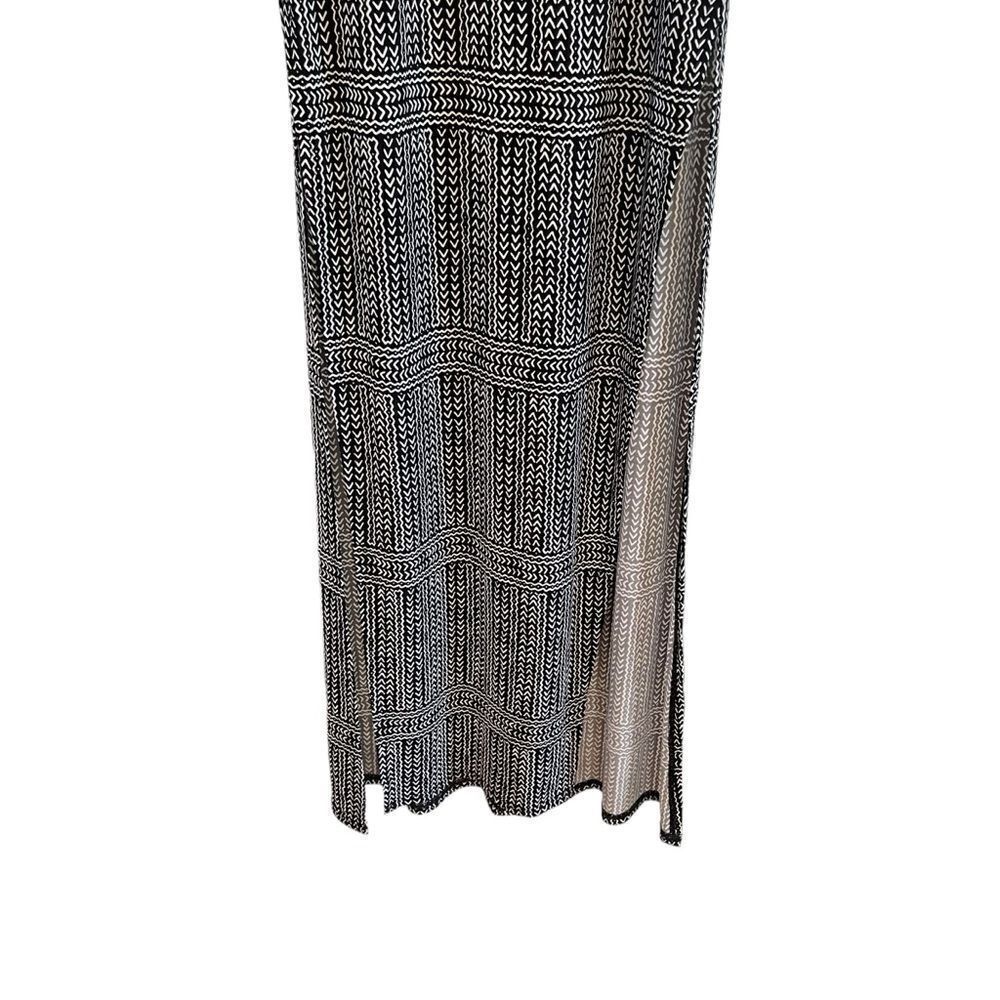 NWT! BCBGeneration patterned maxi dress‎ - Picture 7 of 9